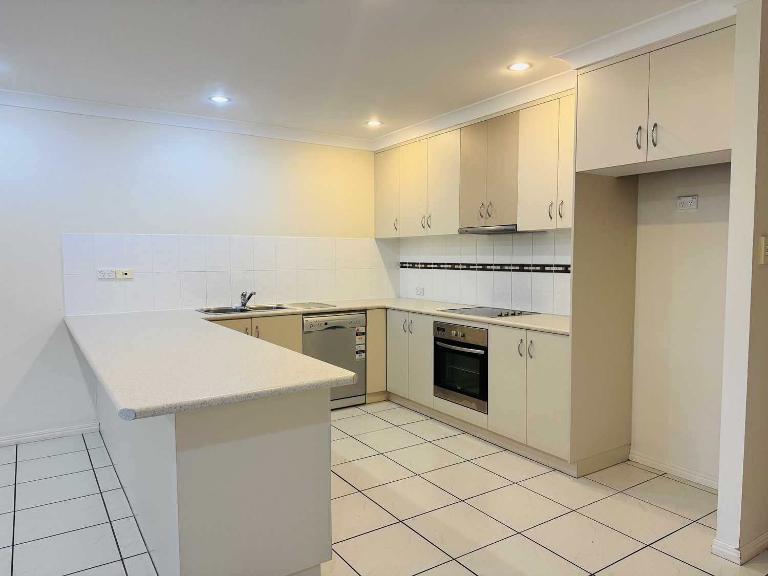 56a & B GROSVENOR Drive, Moranbah Sold by Infinity Property Specialists - image 5