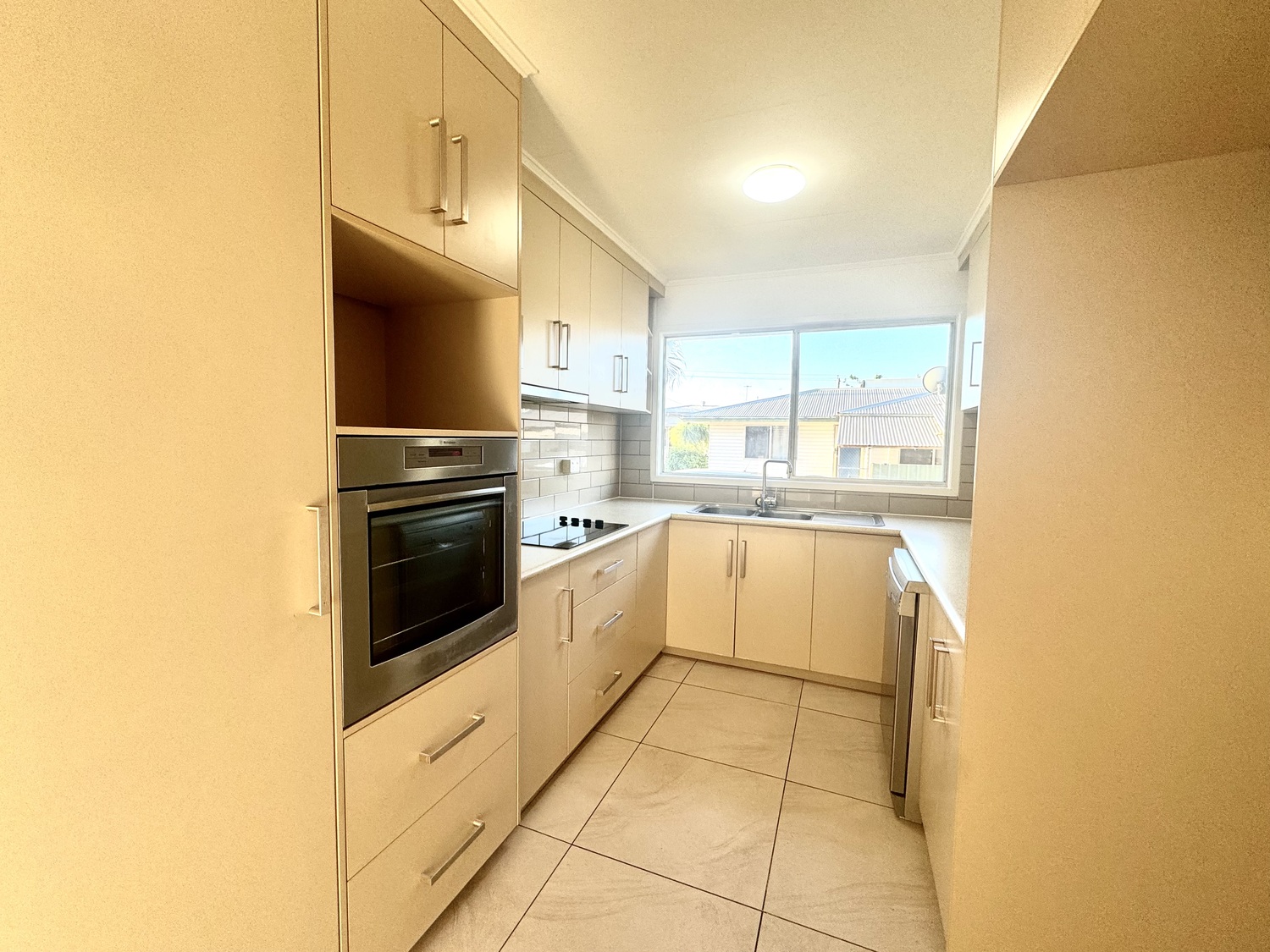 2  BRADMAN Street, Moranbah Sold by Infinity Property Specialists - image 10