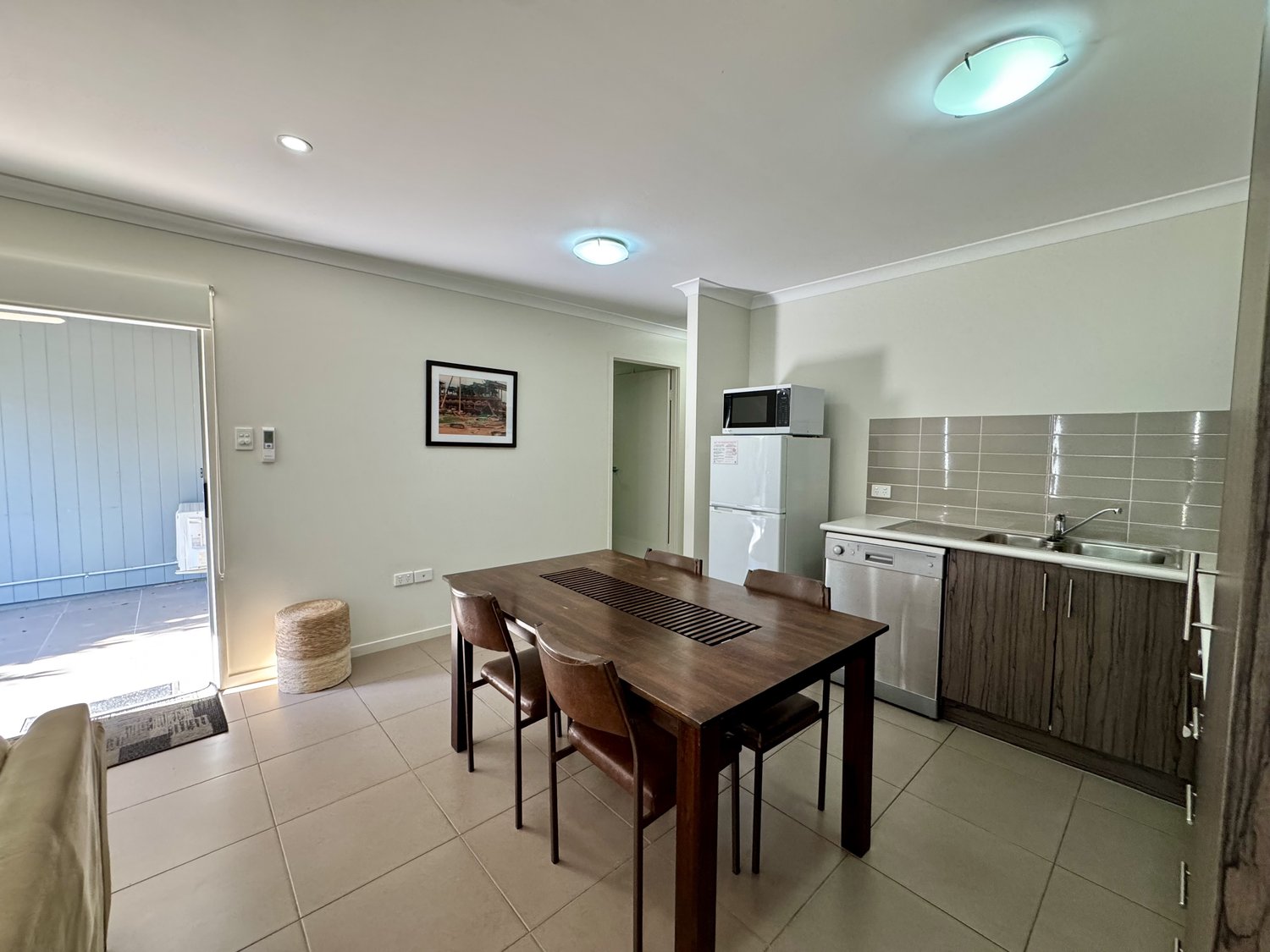 2/2 KINGFISHER Street, Moranbah Leased by Infinity Property Specialists - image 4