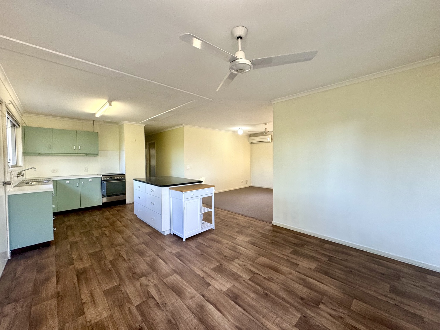 6 BEETSON Street, Moranbah Sold by Infinity Property Specialists - image 13