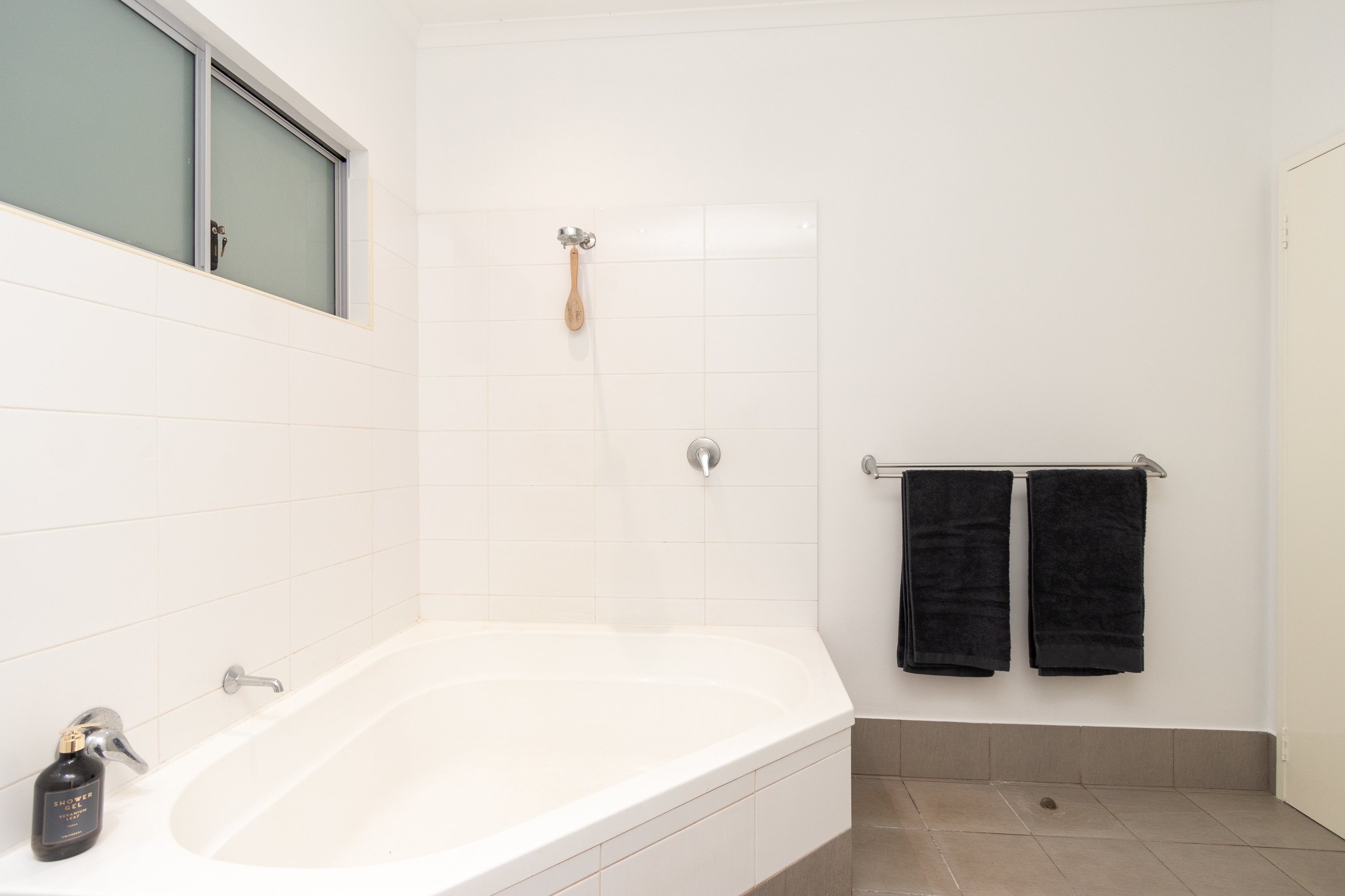 Relaxed Old Broome Living – Fully Furnished with Pool & Outdoor Entertaining