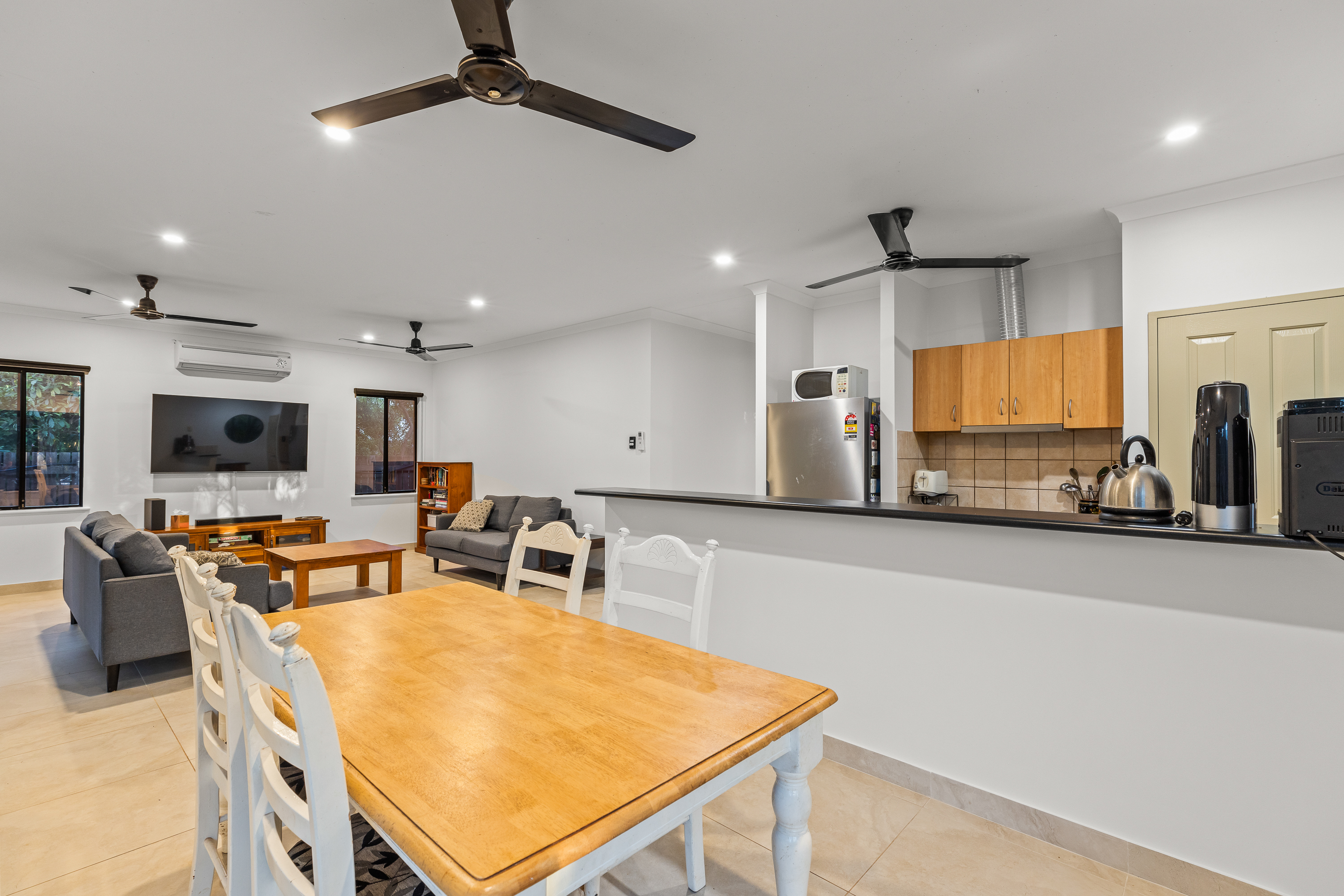 Relaxed Cable Beach Living with Stunning Outdoor Entertaining