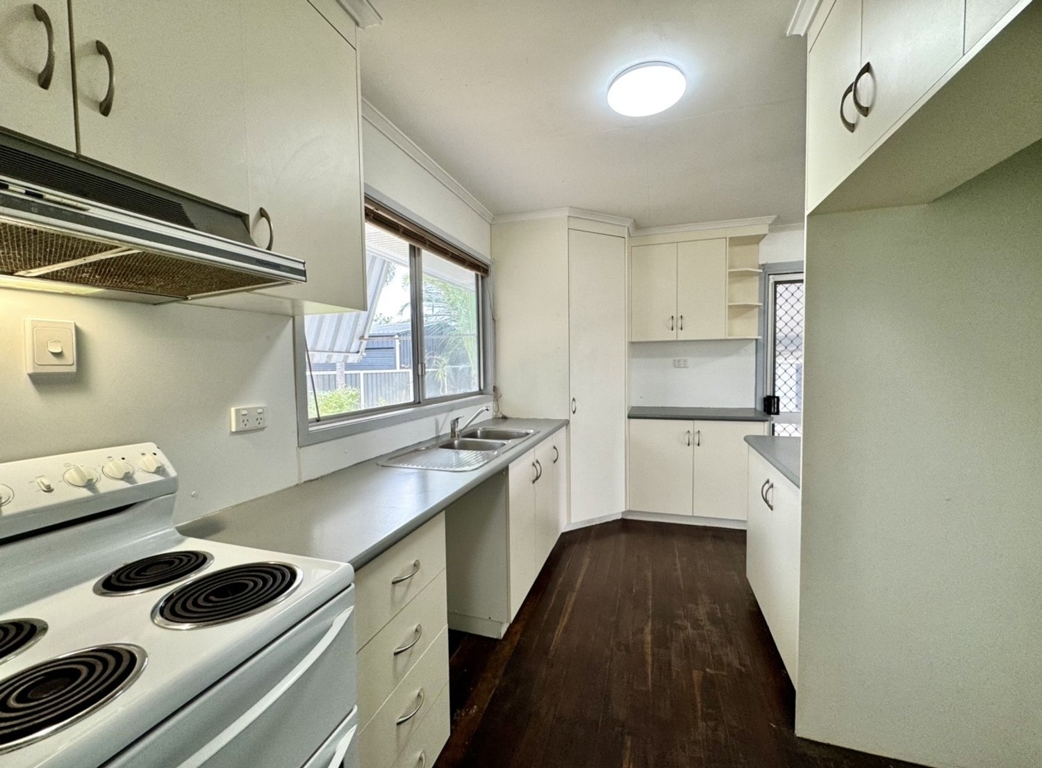 1 ELLIOT Street, Moranbah For Sale by Infinity Property Specialists - image 7