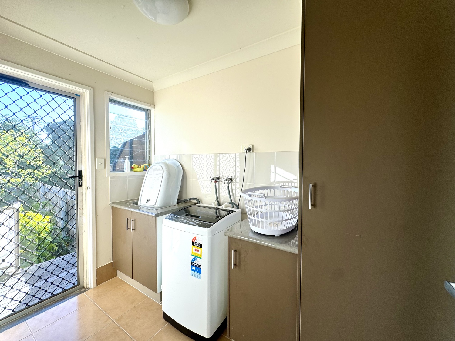 A & B/11 MACARTHUR Street, Moranbah Sold by Infinity Property Specialists - image 24
