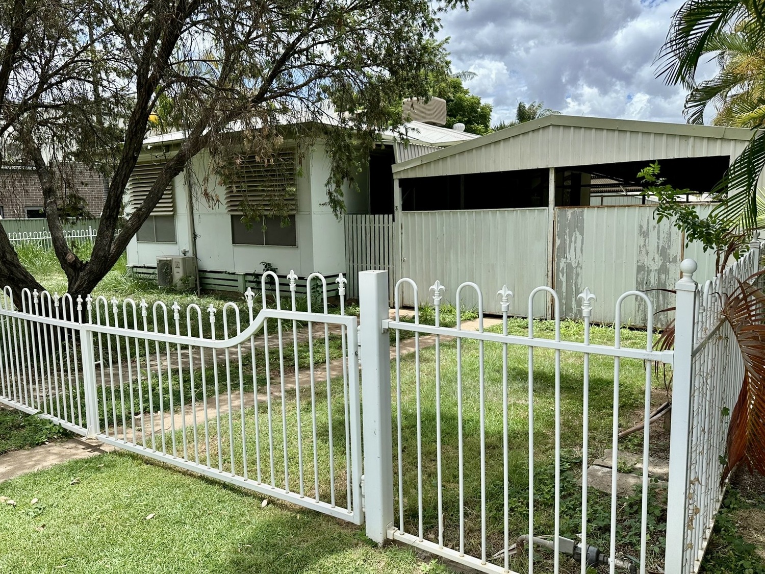 3 LESLIE Drive, Moranbah Sold by Infinity Property Specialists