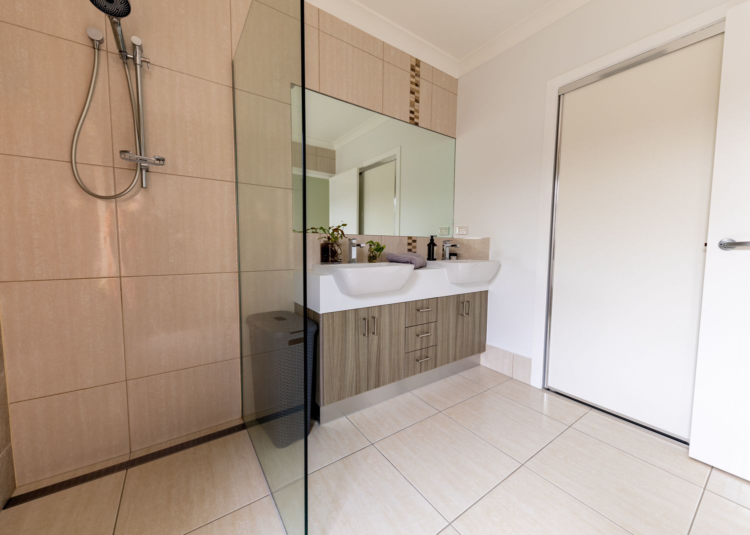 38 LAMBERT Drive, Moranbah Sold by Infinity Property Specialists - image 11
