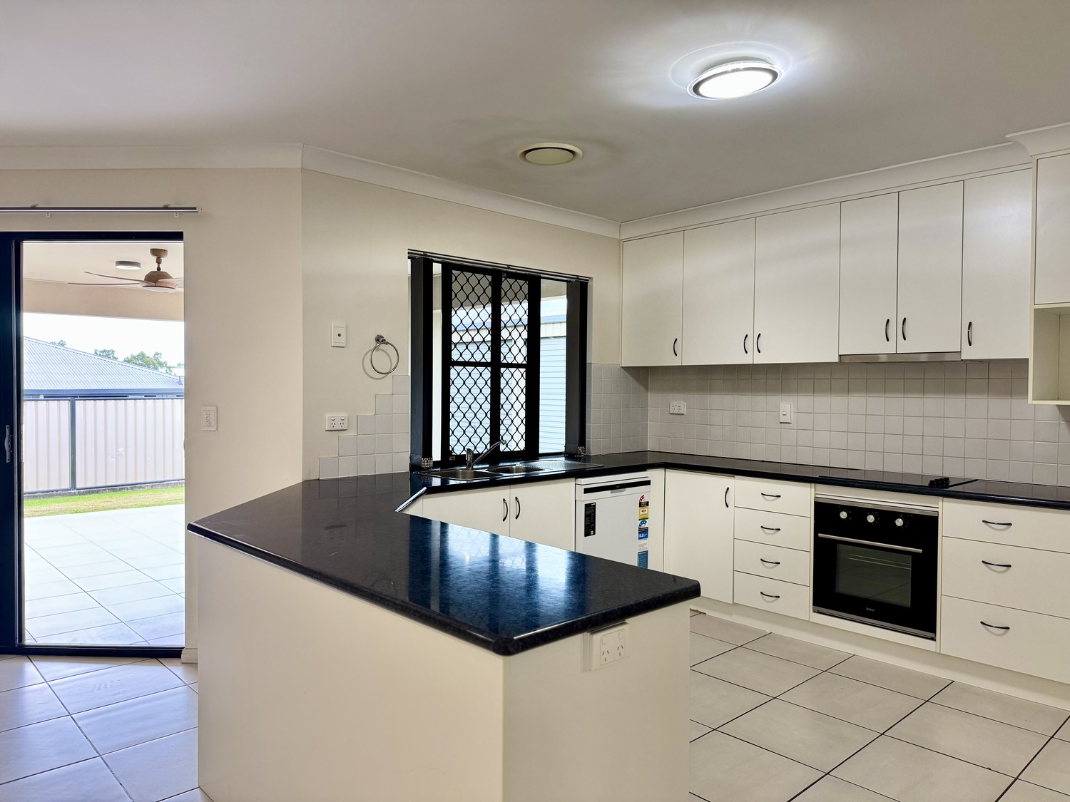 9 MACPHERSON Street, Moranbah Sold by Infinity Property Specialists - image 9