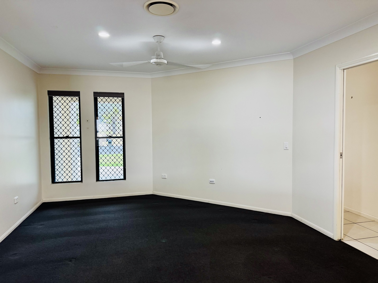 9 MACPHERSON Street, Moranbah Sold by Infinity Property Specialists - image 11