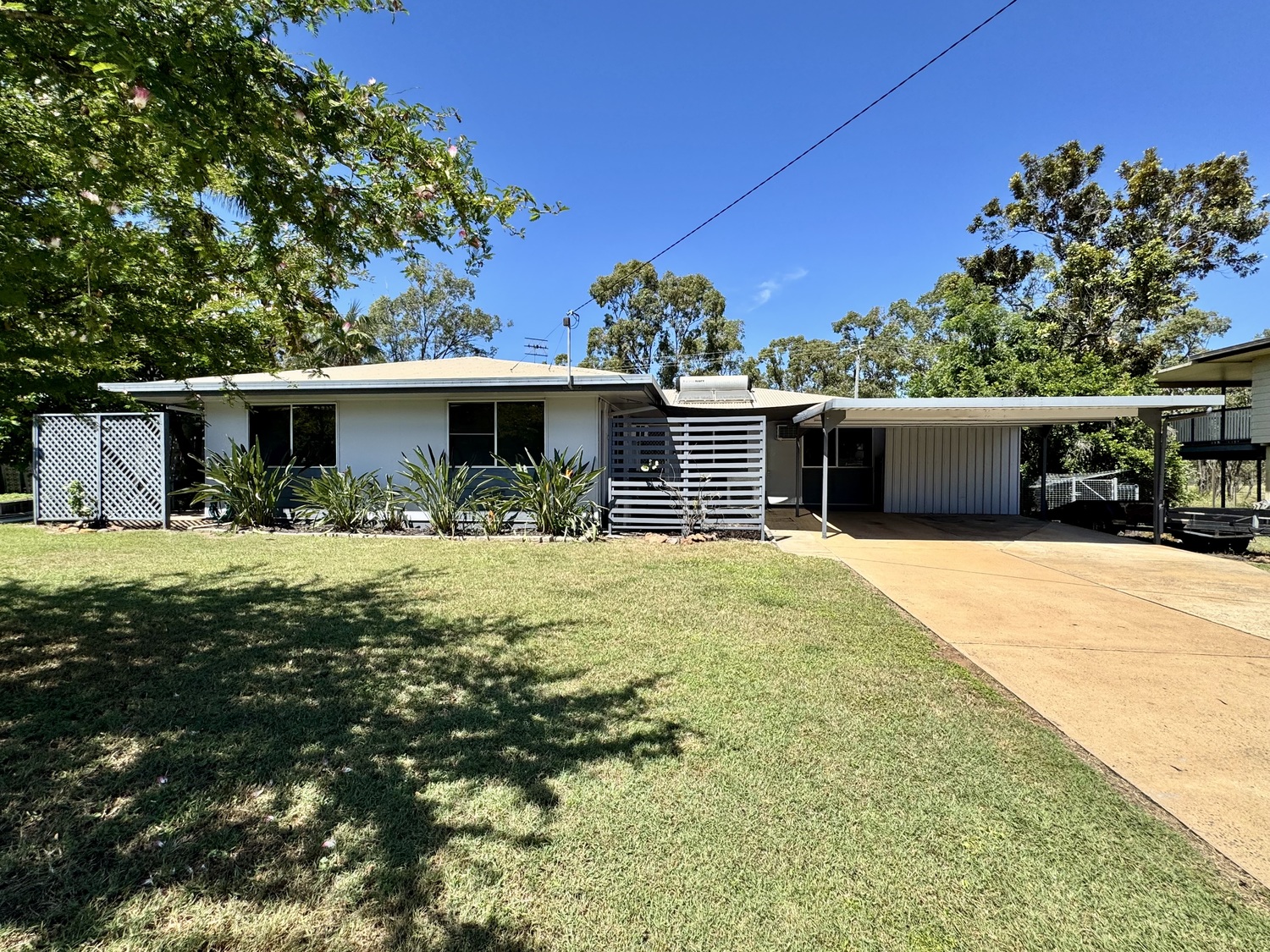 54 JACKSON Avenue, Moranbah Sold by Infinity Property Specialists