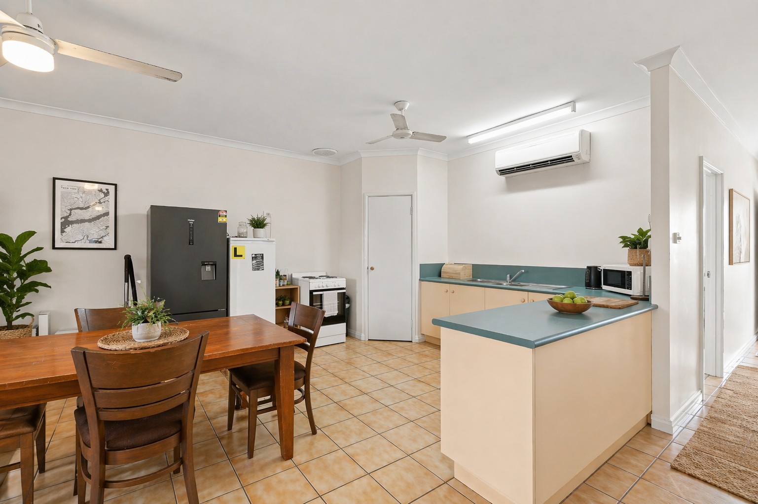 Coastal Convenience in the Heart of Cable Beach