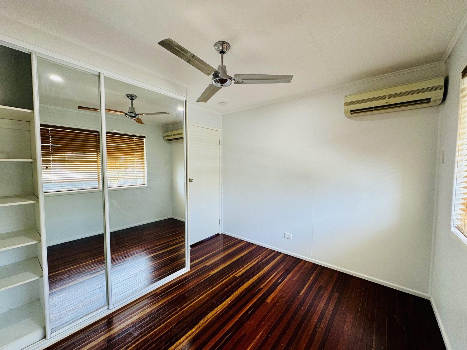 13 BARRACLOUGH Crescent, Moranbah Sold by Infinity Property Specialists - image 21