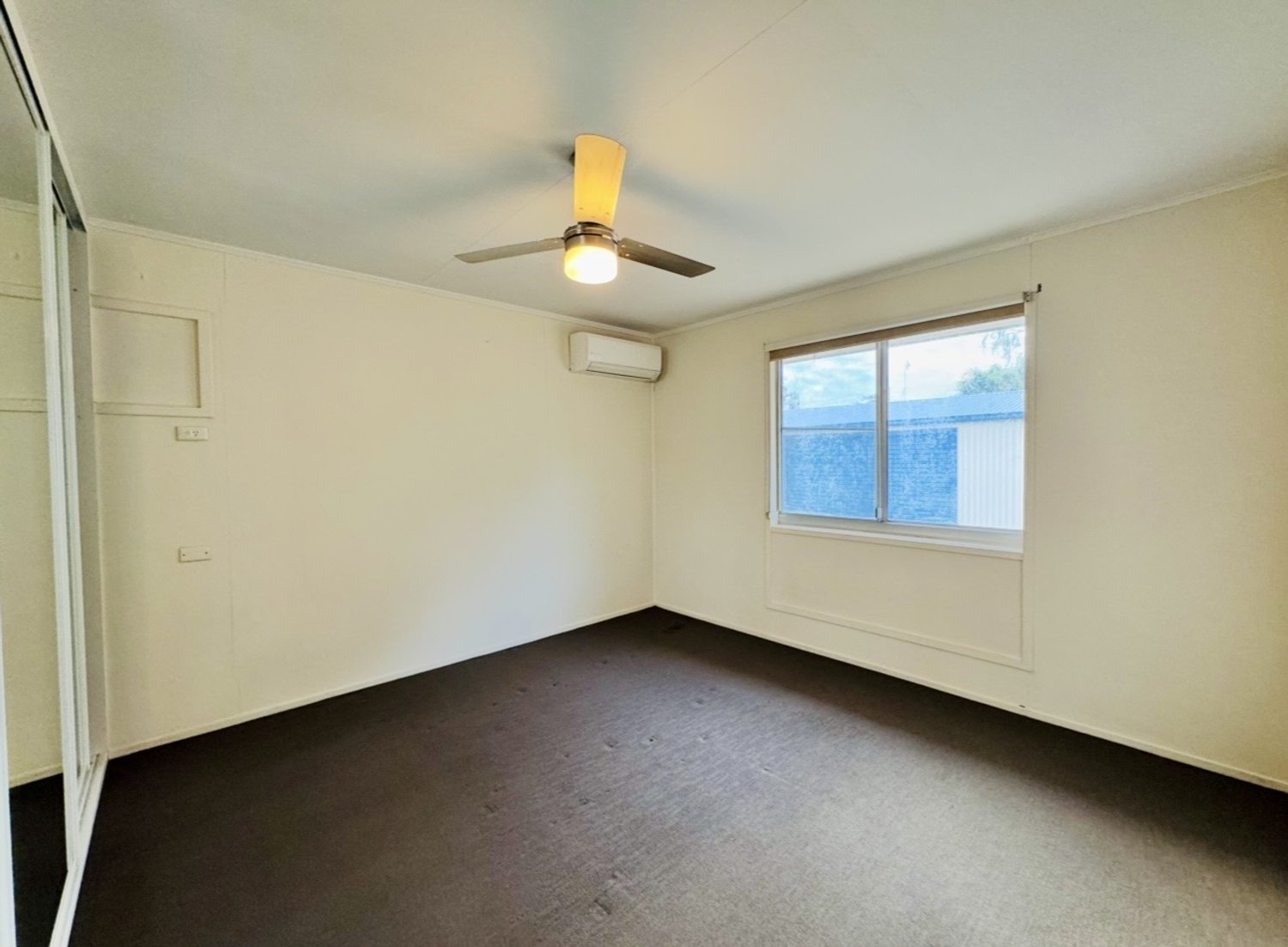 8 TURNER Court, Moranbah For Sale by Infinity Property Specialists - image 13