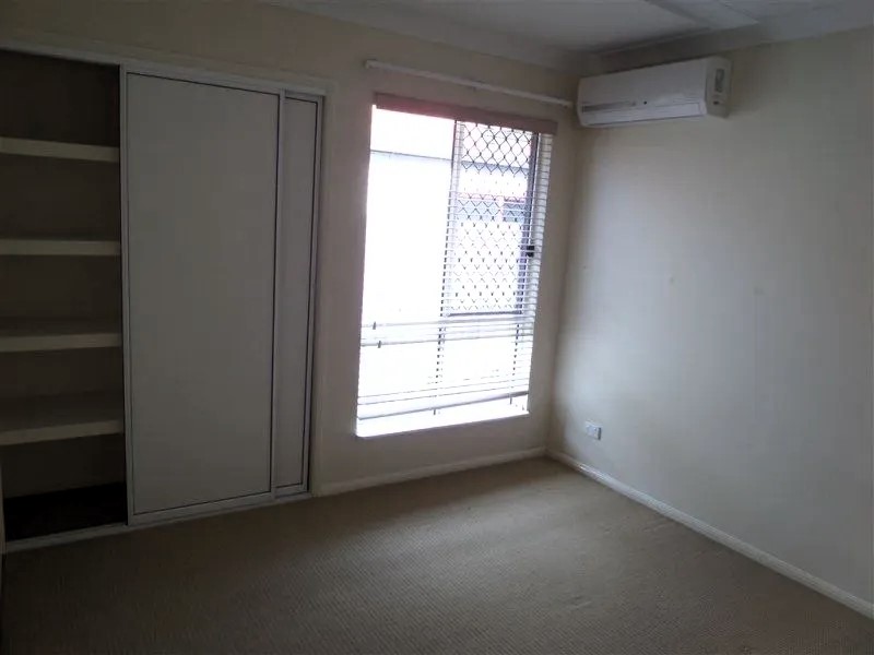 Executive Family Living in Prestigious Glenella