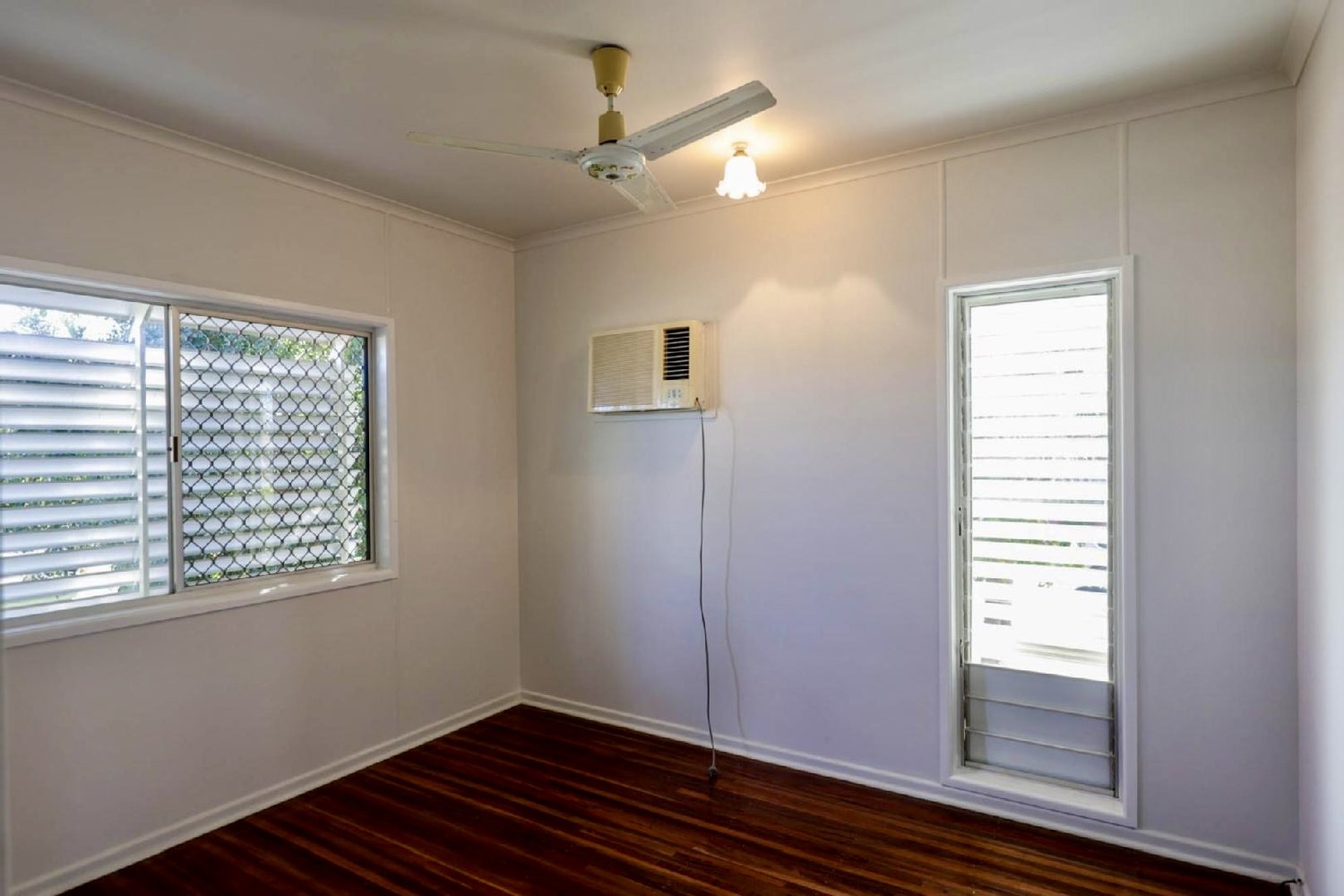 10 FLIGHT Drive, Moranbah For Sale by Infinity Property Specialists - image 12