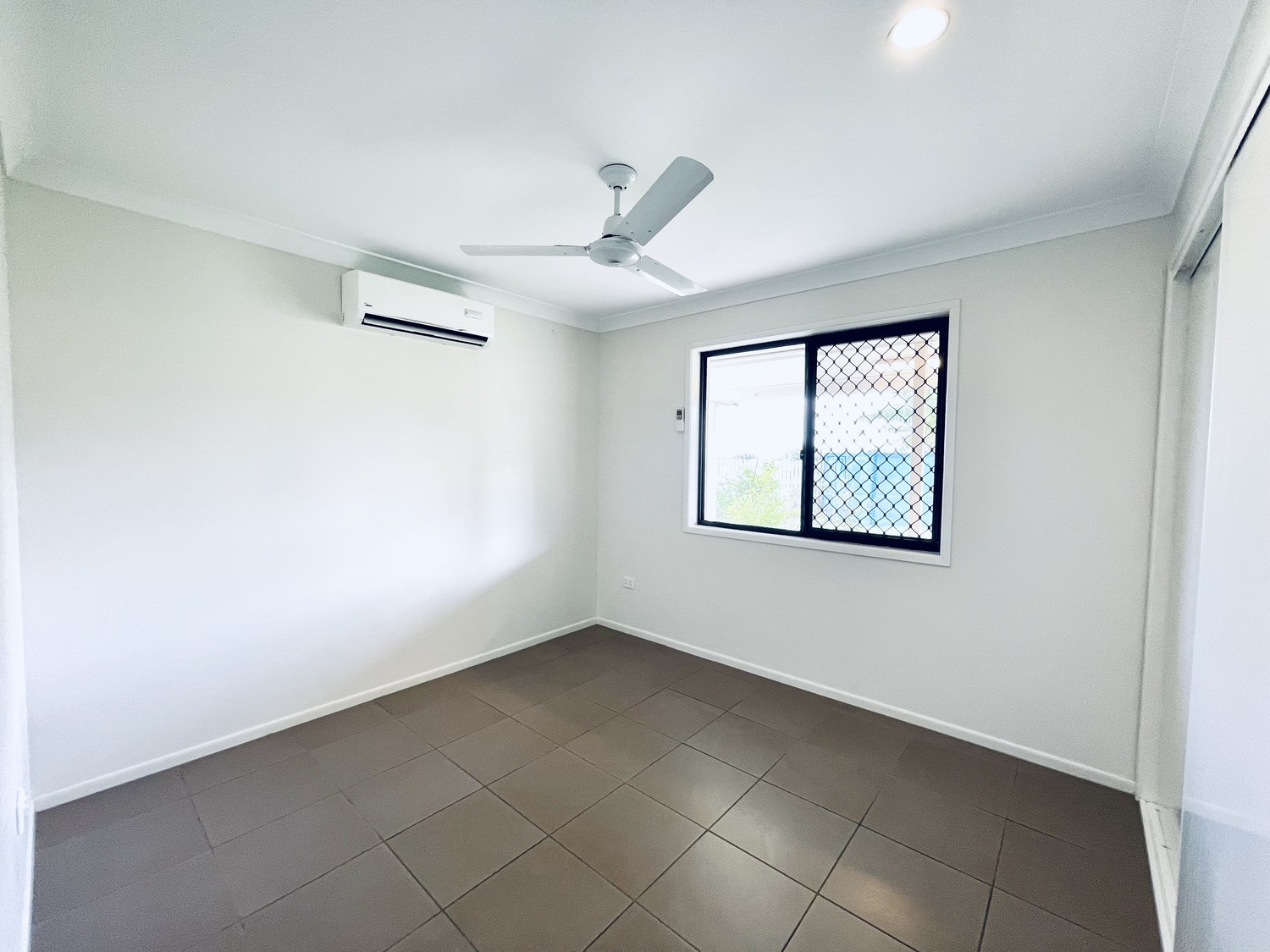 29 LANGFORD Court, Moranbah Sold by Infinity Property Specialists - image 14