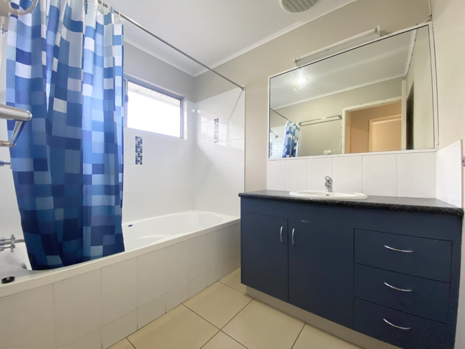 2 HANNAN Drive, Moranbah Sold by Infinity Property Specialists - image 8