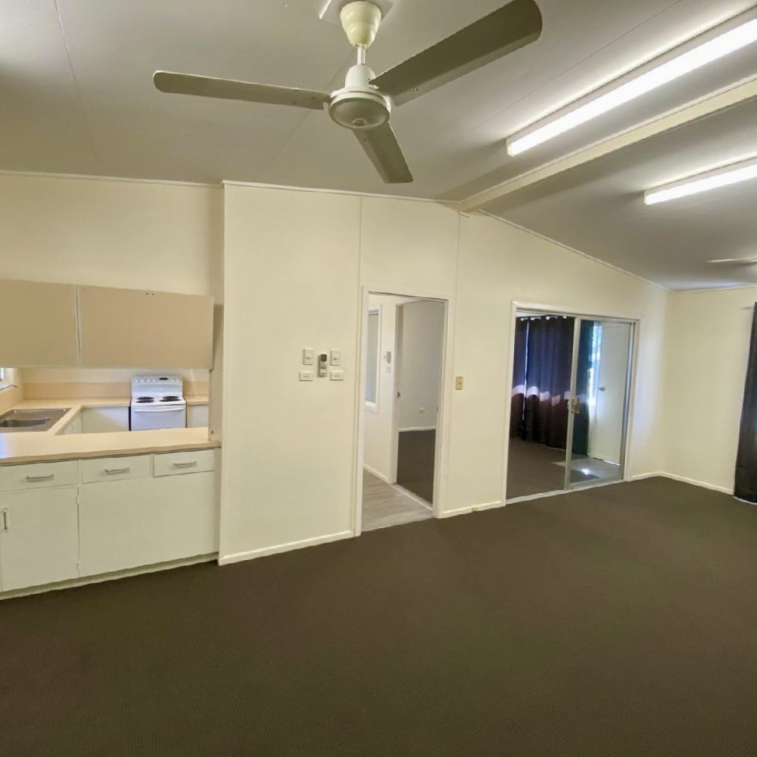 8 BELSHORE Street, Moranbah Sold by Infinity Property Specialists - image 4