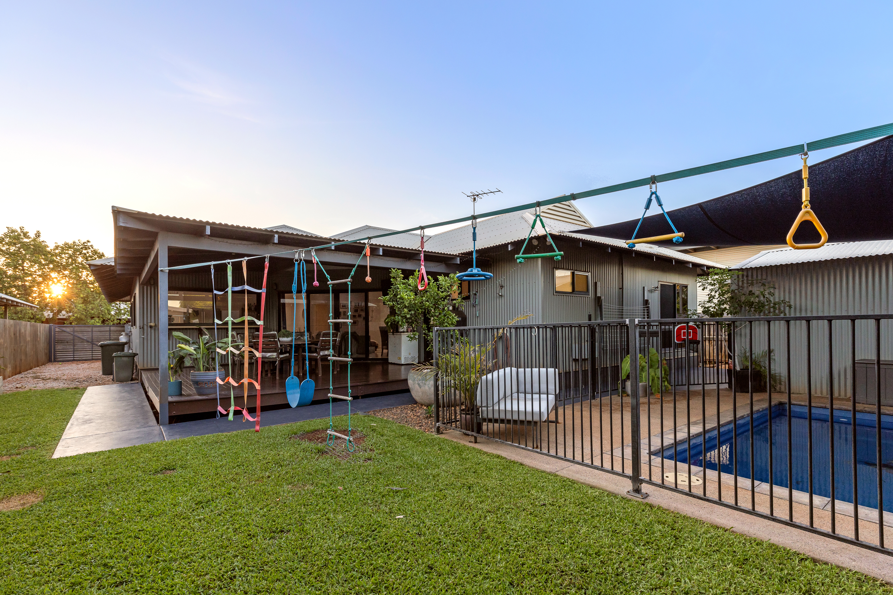 UNDER OFFER