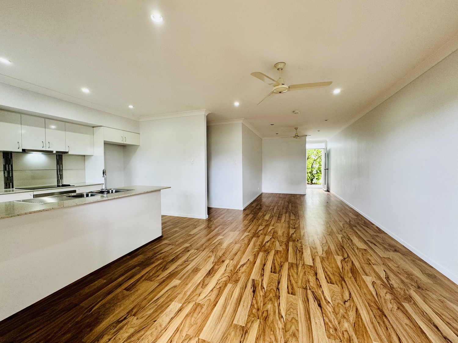 2/32 BARRON Court, Moranbah For Lease by Infinity Property Specialists - image 2