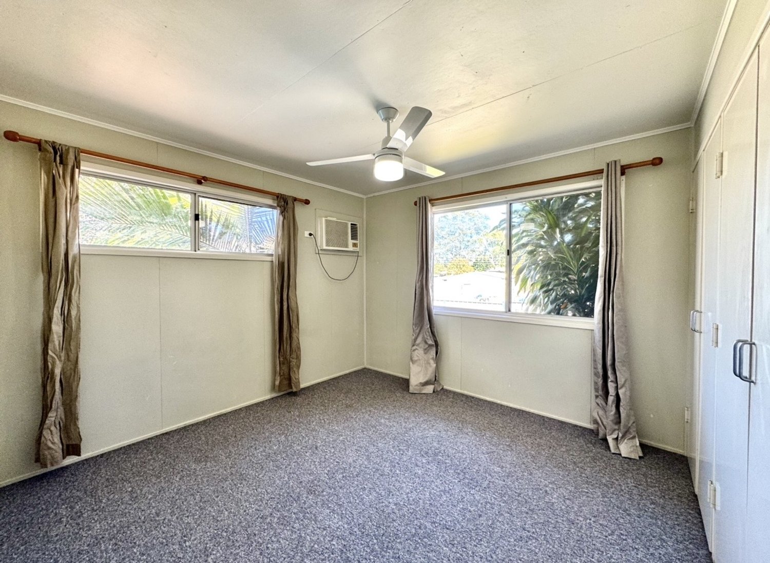 25 SEDGMAN Street, Moranbah For Sale by Infinity Property Specialists - image 15