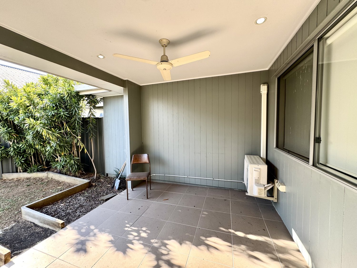 2/2 KINGFISHER Street, Moranbah Leased by Infinity Property Specialists - image 5