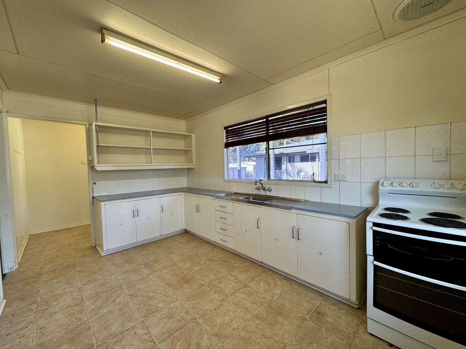 30 KENNEDY Drive, Moranbah Sold by Infinity Property Specialists - image 9