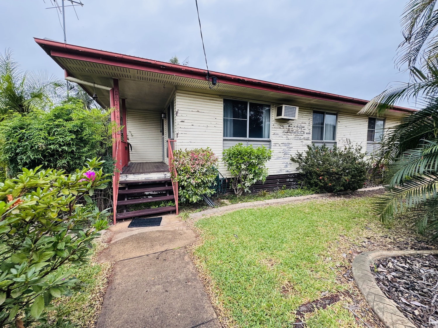 28 CONNOR Drive, Moranbah Sold by Infinity Property Specialists