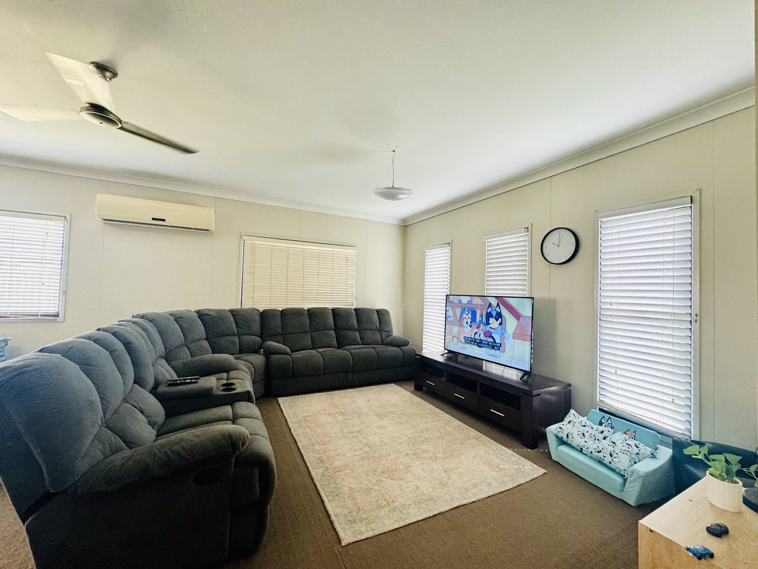 19 NAUMANN Street, Moranbah For Sale by Infinity Property Specialists - image 5