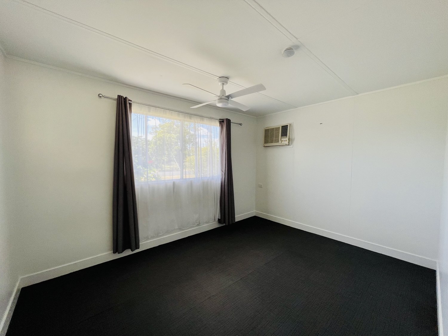 51 LEICHHARDT Drive, Moranbah Leased by Infinity Property Specialists - image 9
