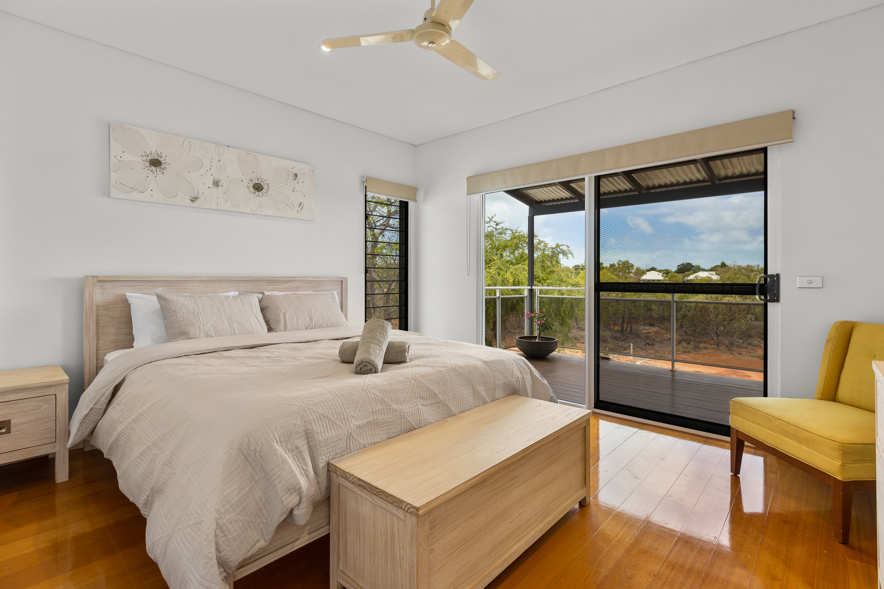 Fully Furnished Coastal Retreat Opposite Cable Beach