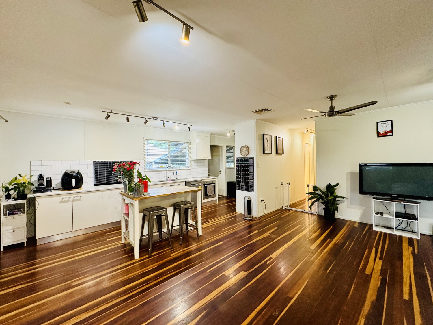 7 LAWRENCE Street, Moranbah Sold by Infinity Property Specialists - image 10
