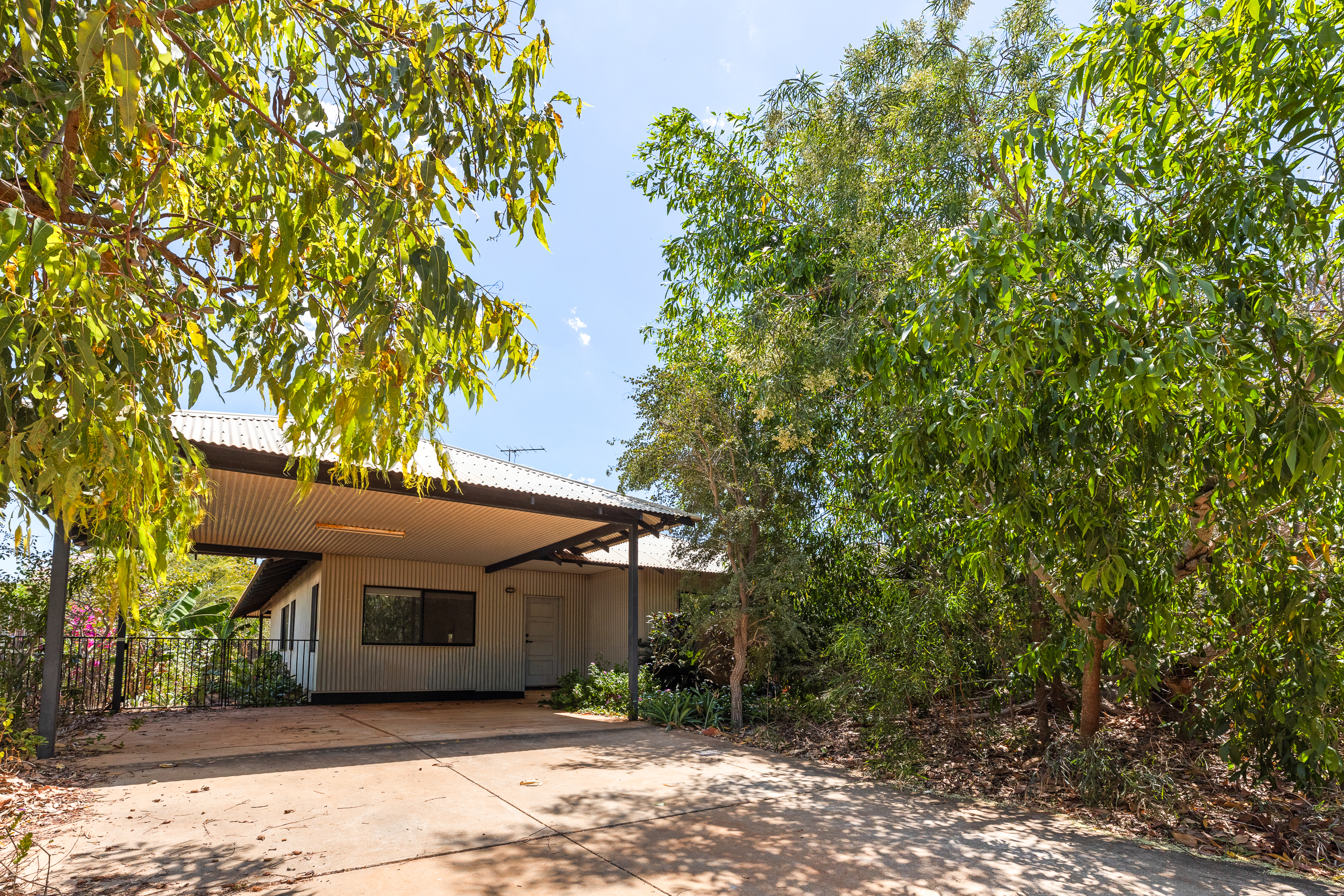 Peaceful Living Surrounded by Nature