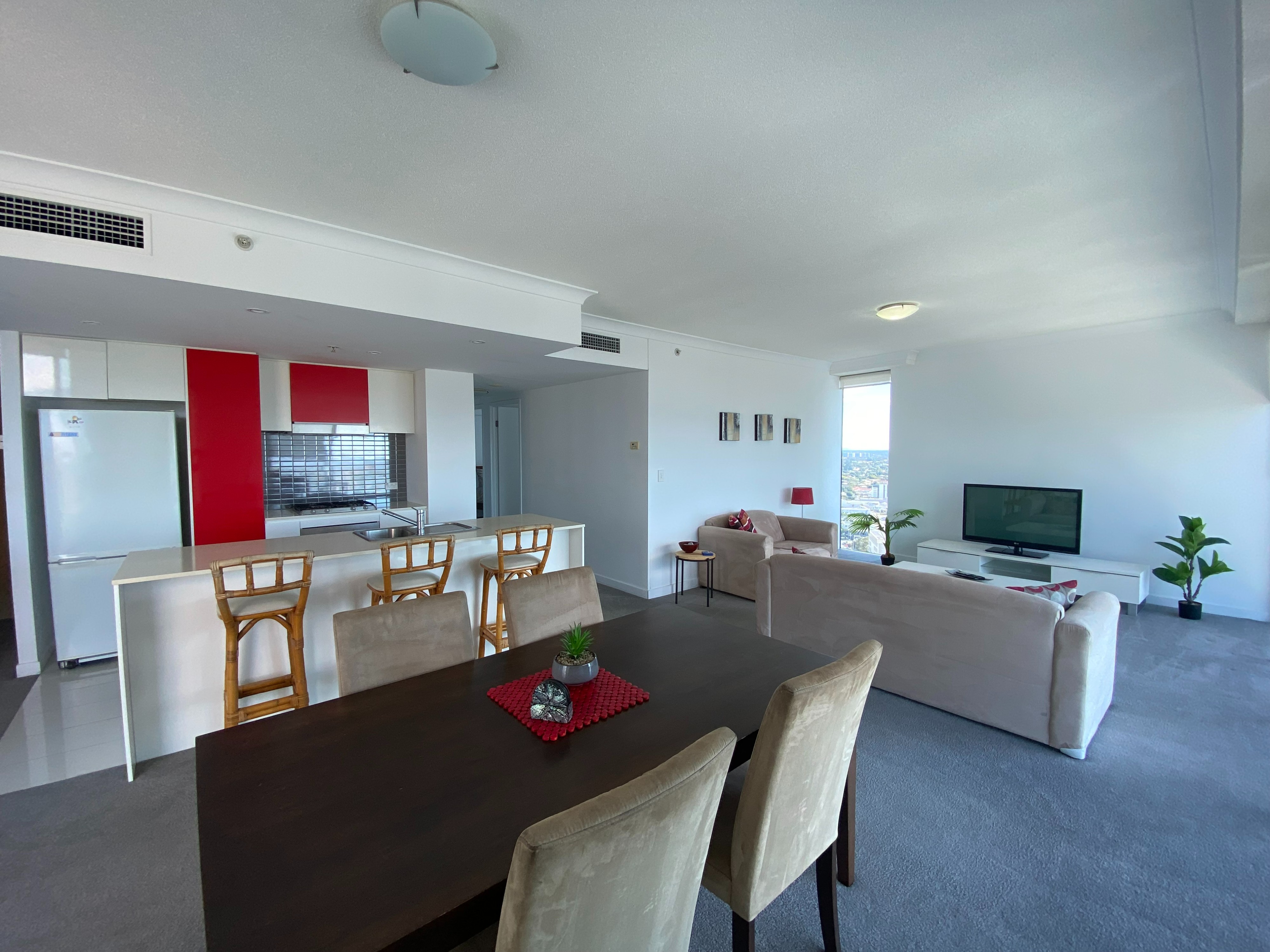 22501/5 Lawson St, SOUTHPORT, QLD 4215, Southport - Thumbnail 5
