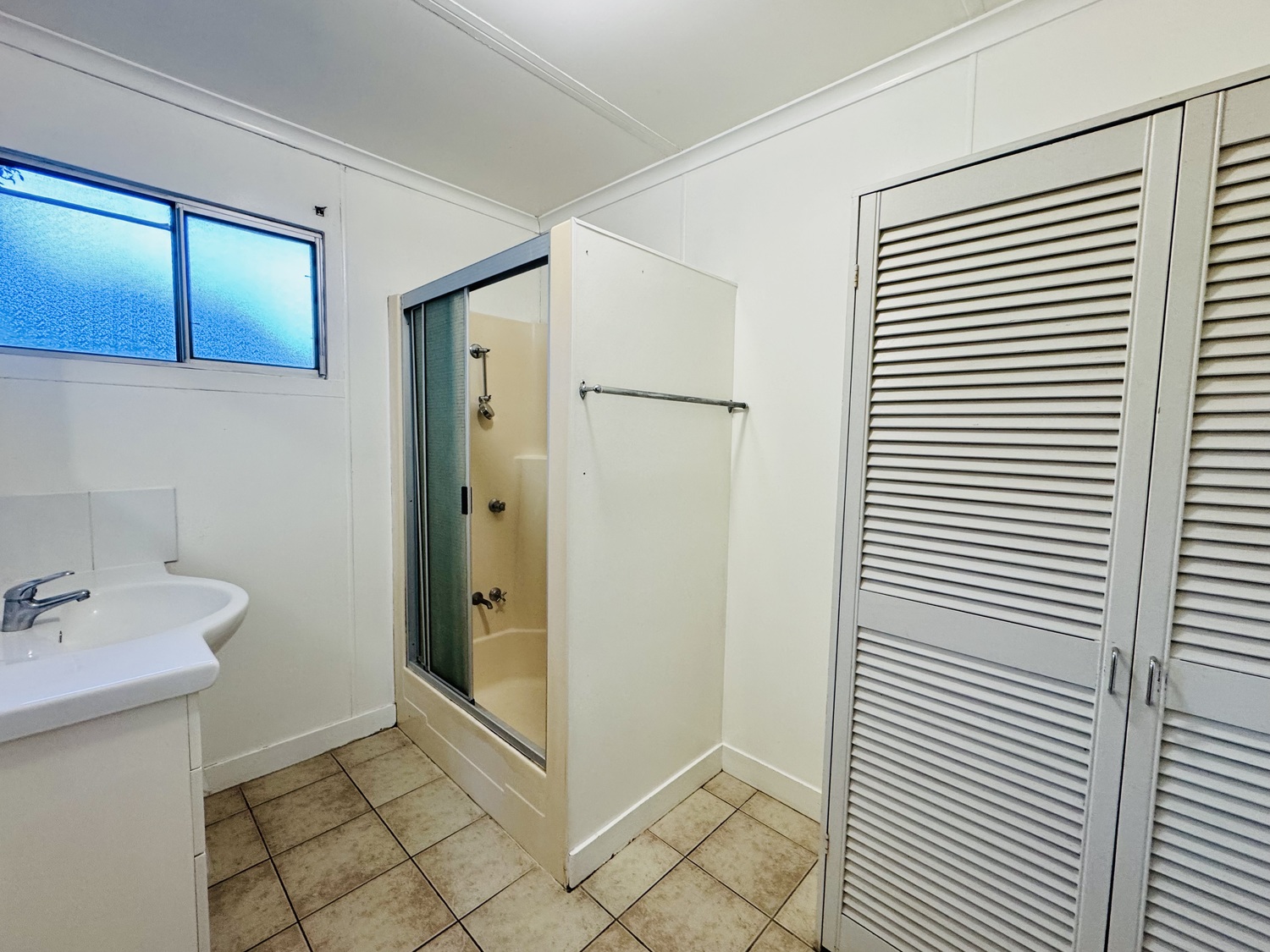 1 & 2/8 RENIER Crescent, Moranbah Sold by Infinity Property Specialists - image 10