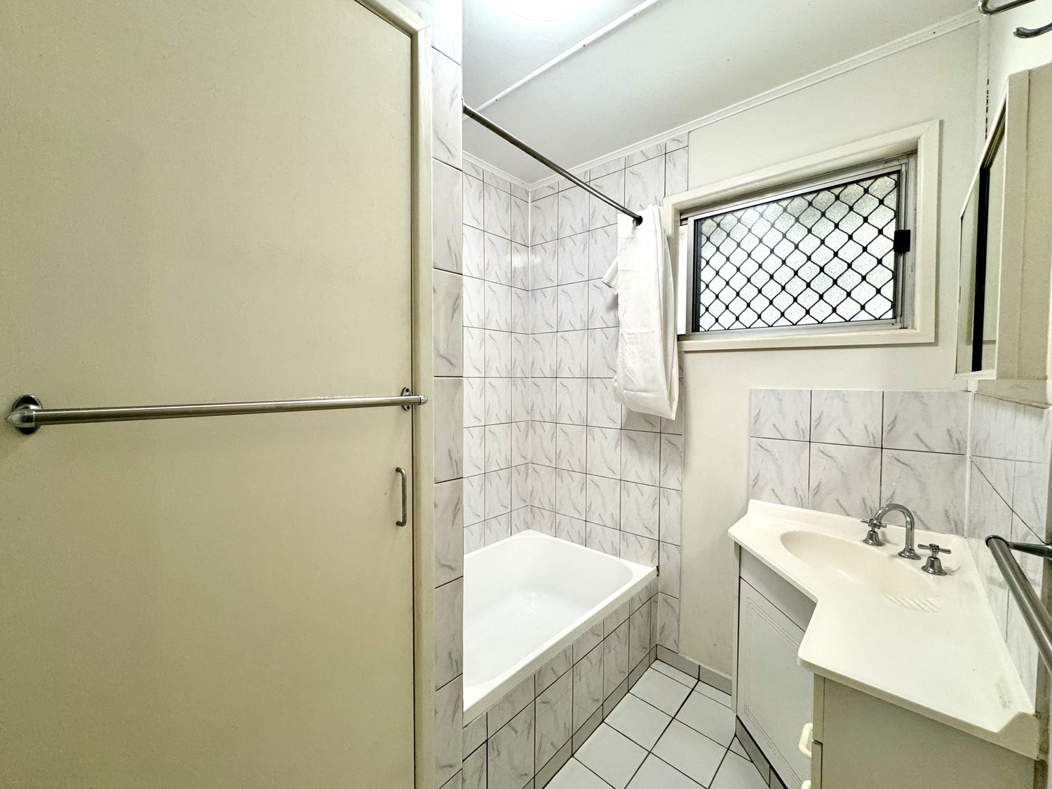 31 BRADMAN Street, Moranbah Sold by Infinity Property Specialists - image 16