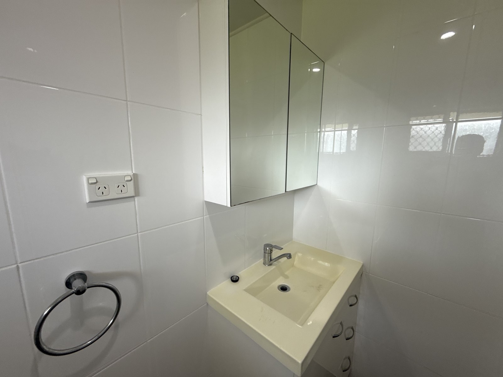 Comfortable Duplex in Mount Pleasant