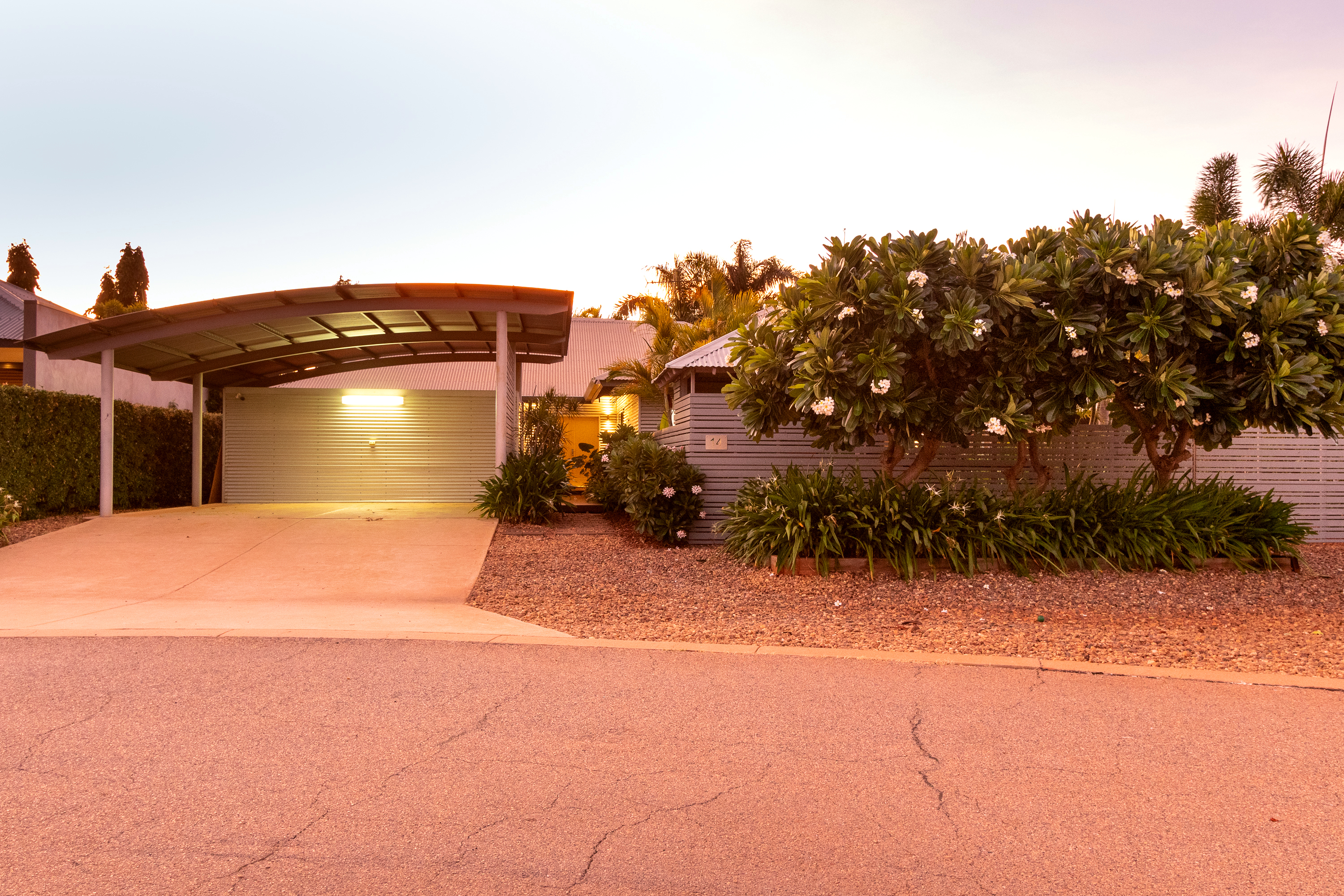 Relaxed Old Broome Living – Fully Furnished with Pool & Outdoor Entertaining