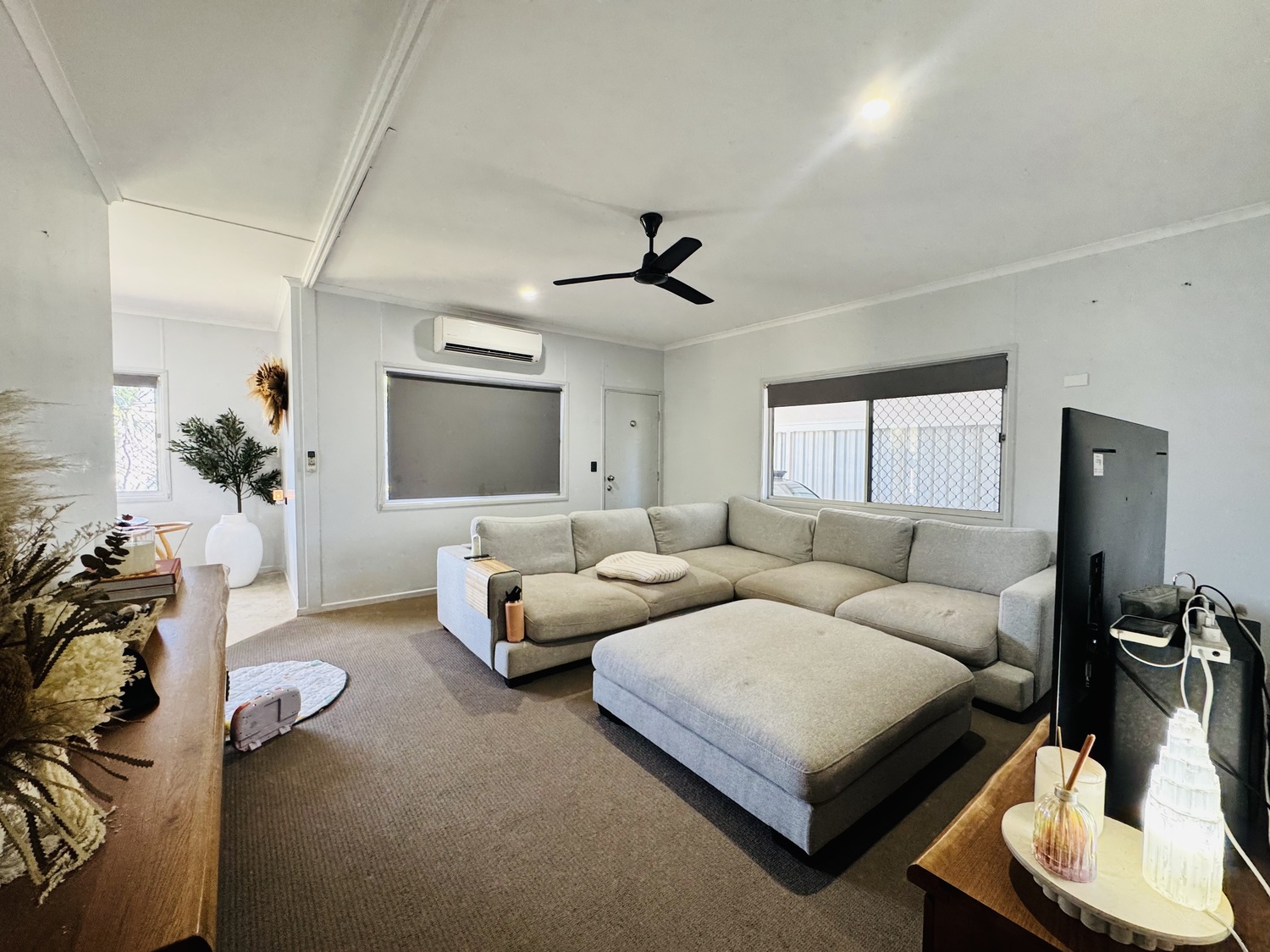 13 FLIGHT Drive, Moranbah Sold by Infinity Property Specialists - image 3
