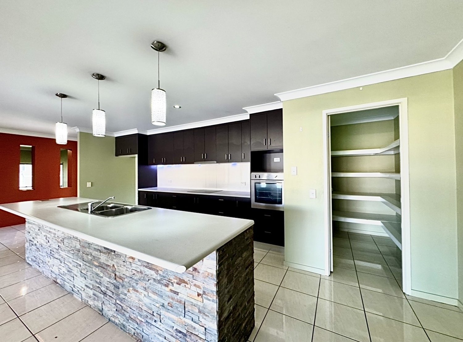 25 MACPHERSON Street, Moranbah For Sale by Infinity Property Specialists - image 5