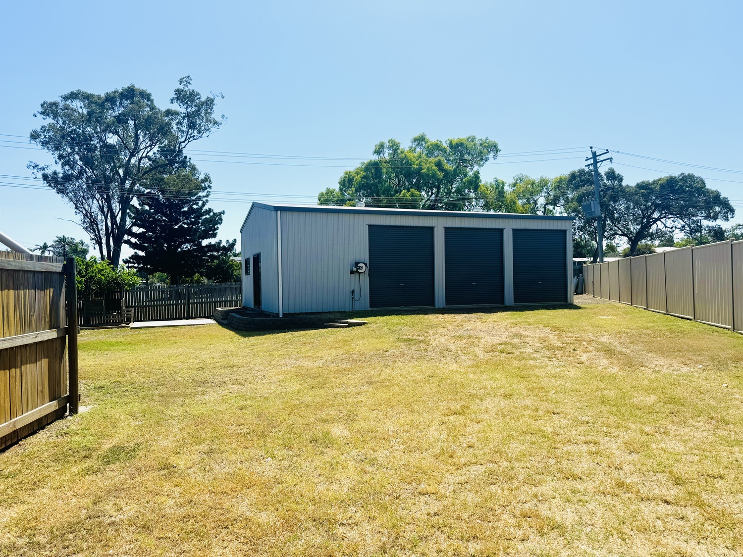 7 LYONS Court, Moranbah Sold by Infinity Property Specialists - image 2