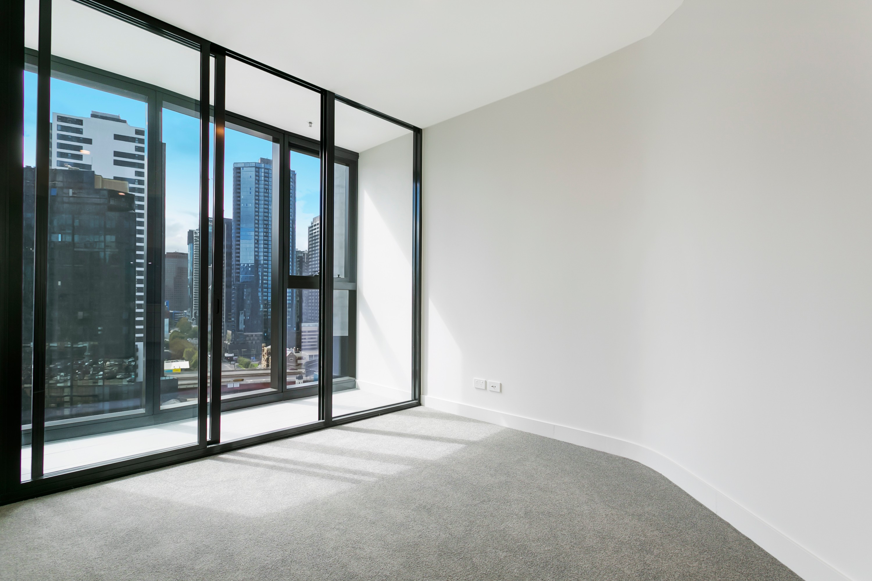 1310/105 Clarendon St, SOUTHBANK, VIC 3006, Southbank - Thumbnail 2