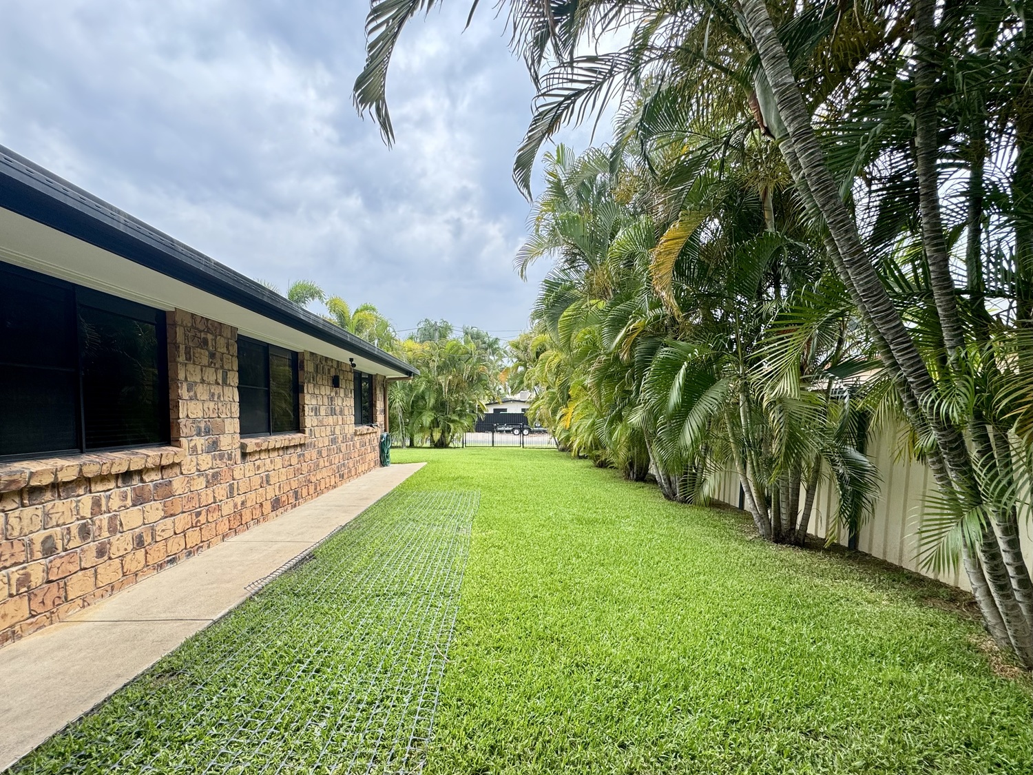 56 YEATES Street, Moranbah Sold by Infinity Property Specialists - image 33