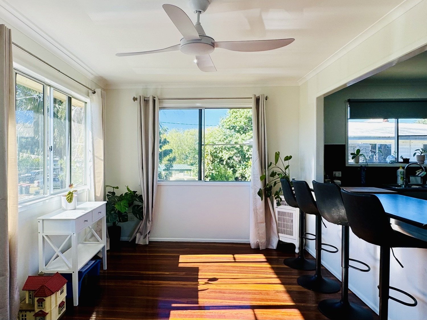 7  GORDON Terrace, Moranbah Sold by Infinity Property Specialists - image 5