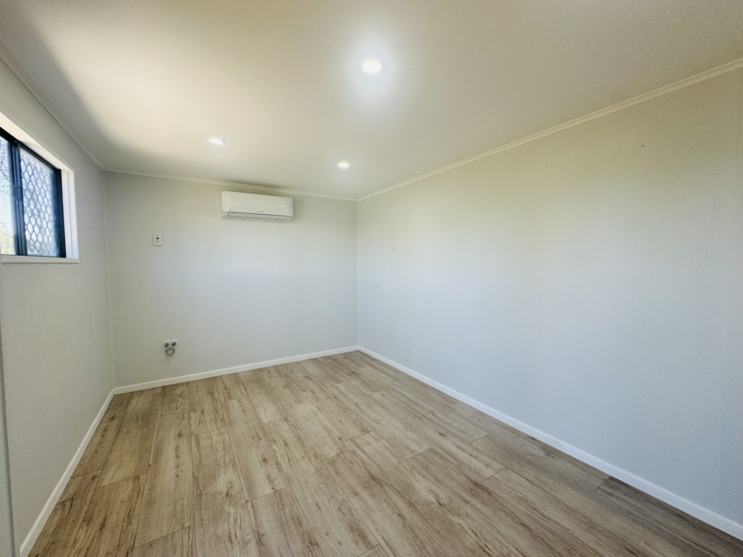 7 LYONS Court, Moranbah Sold by Infinity Property Specialists - image 6