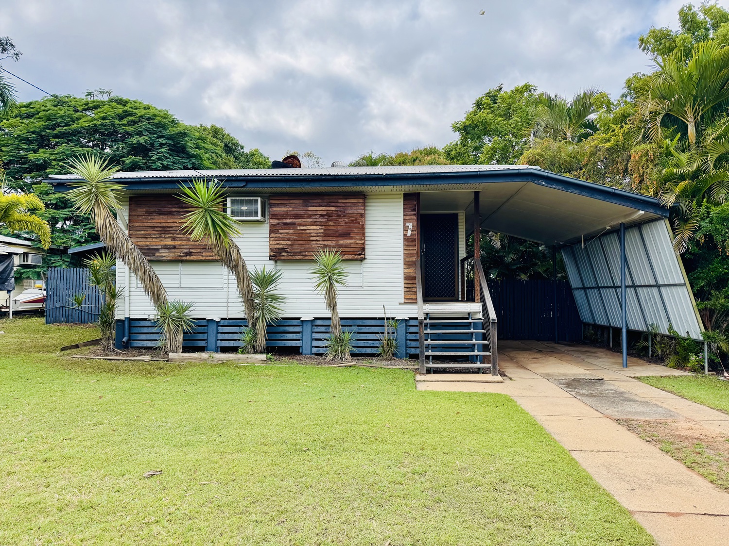 7 LAWRENCE Street, Moranbah Sold by Infinity Property Specialists