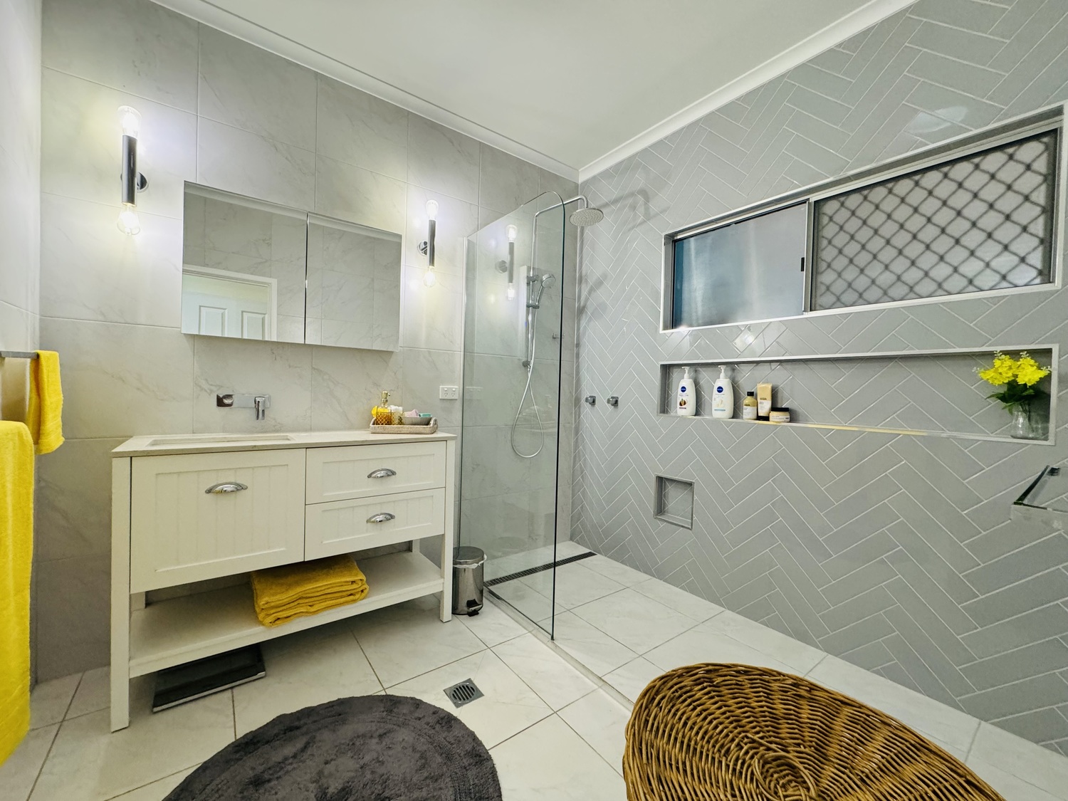 8 CLEMENTS Street, Moranbah Sold by Infinity Property Specialists - image 17