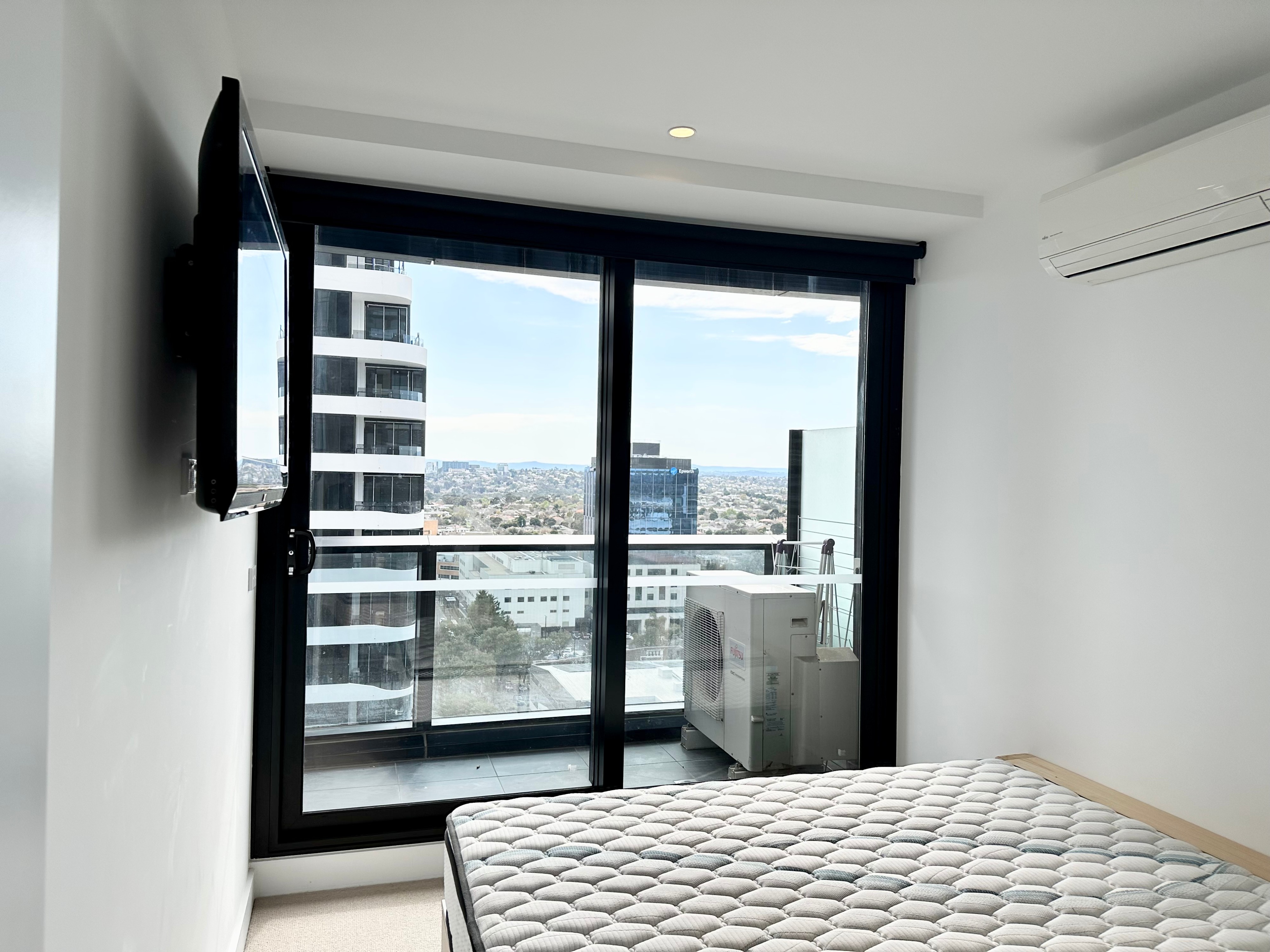 1301/850 Whitehorse Rd, BOX HILL, VIC 3128, Box Hill - Thumbnail 3