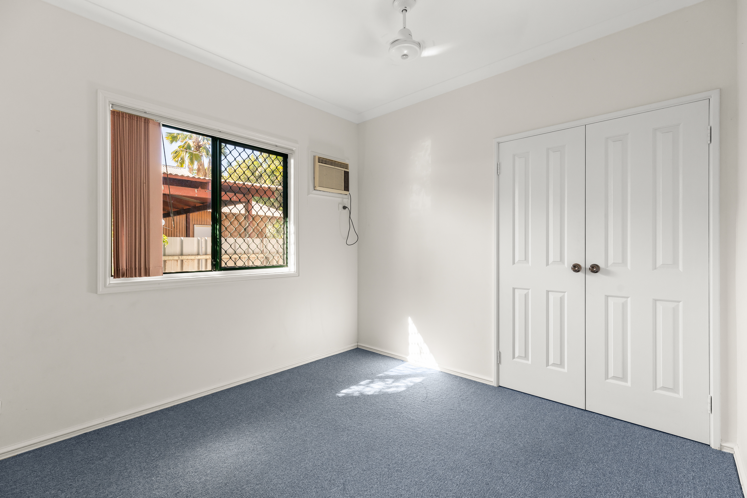 Family Living in a Convenient Roebuck Location