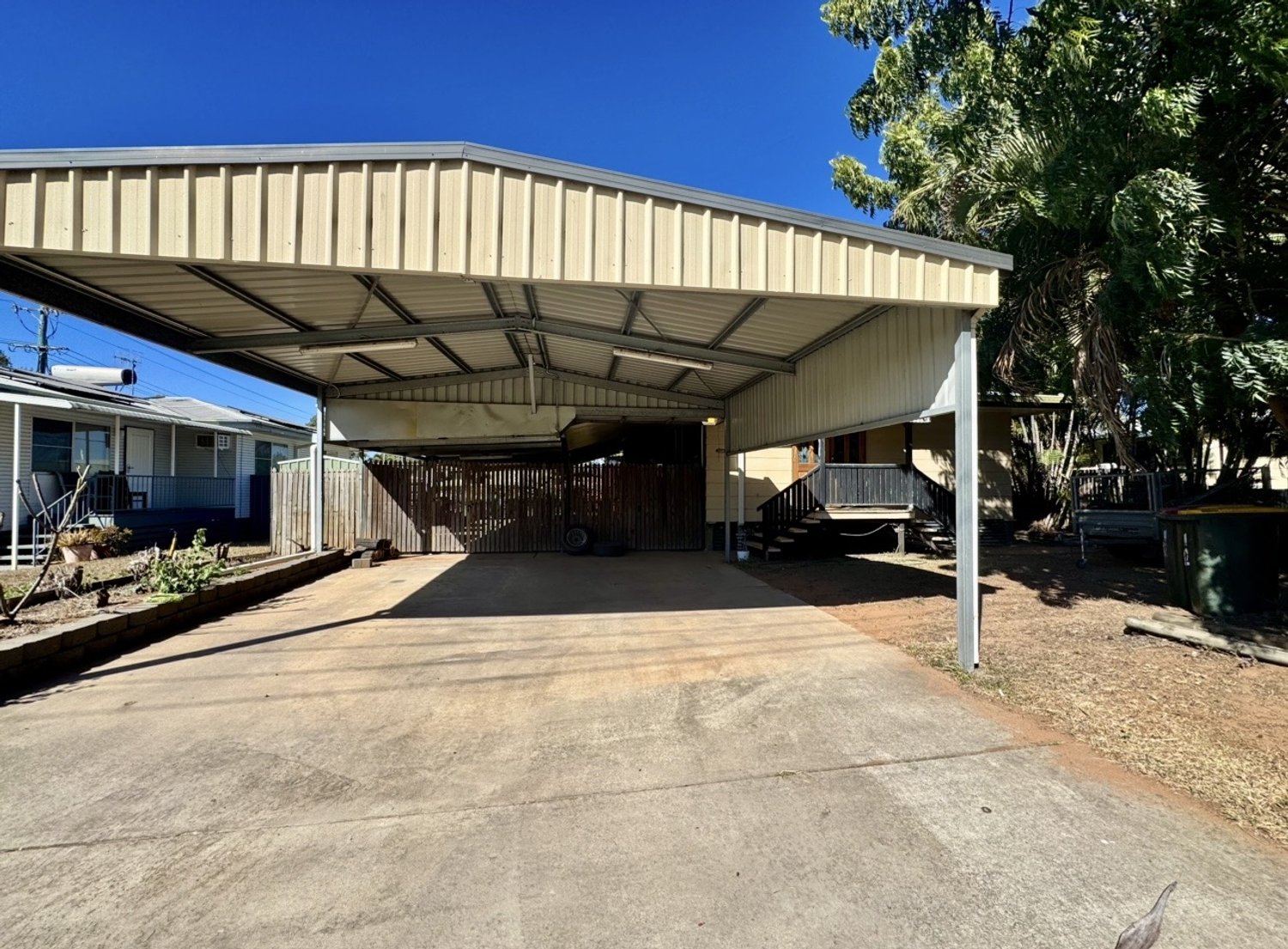 12 KANGAROO Drive, Moranbah For Sale by Infinity Property Specialists - image 2