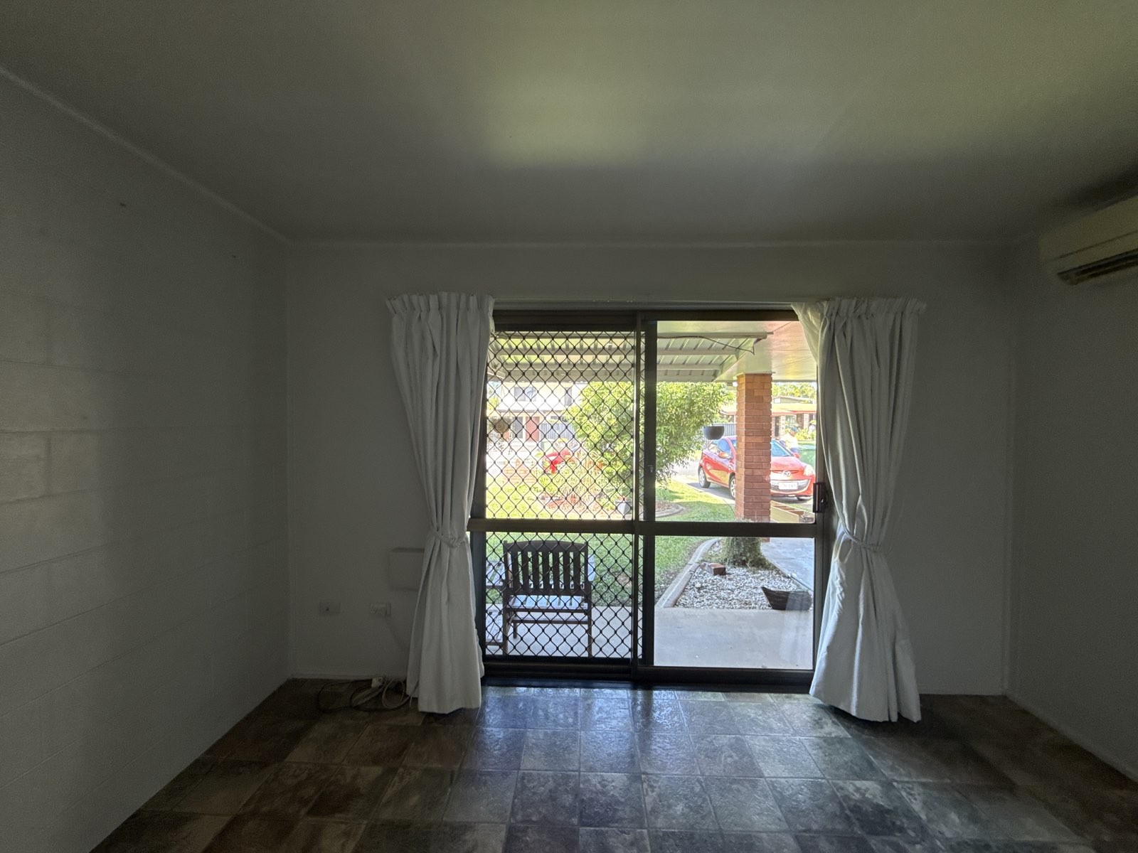 Comfortable Duplex in Mount Pleasant